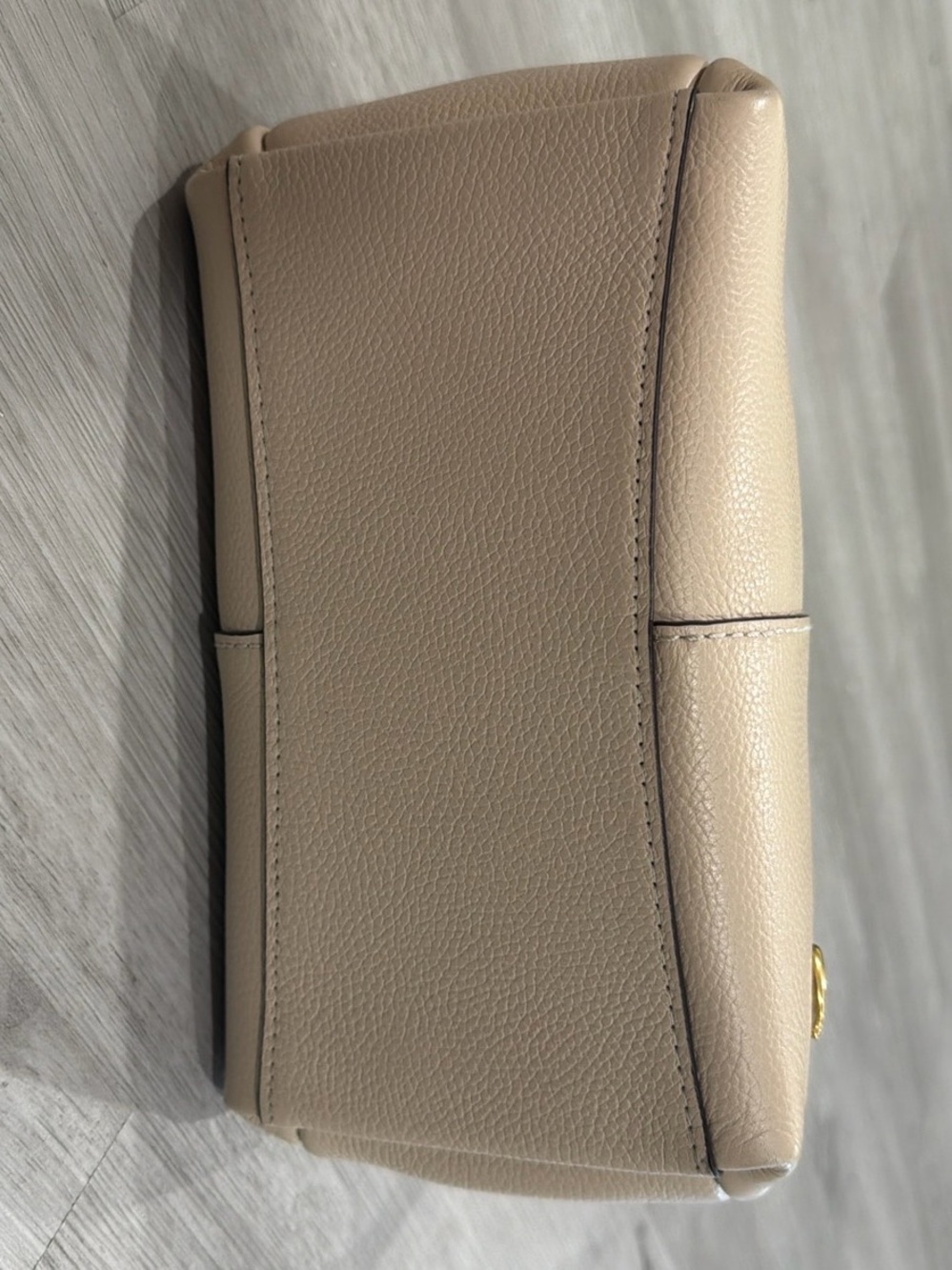 Coach Lana Shoulder Bag 23 in Brass Ivory w/ detachable strap USED READ - Picture 4 of 9